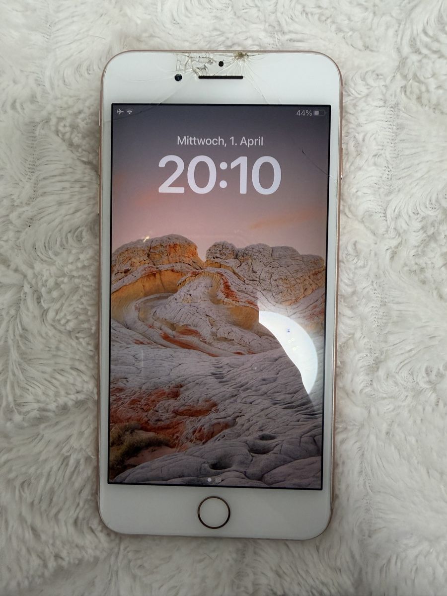 Apple Telefoni cellulari / Smartphones: Iphone 8 Plus – Usato da Rüthi (Rheintal) venduto da la.07 1