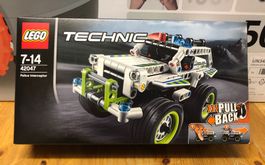 Lego Technic 42047 Polizei-Interceptor / NEU & OVP