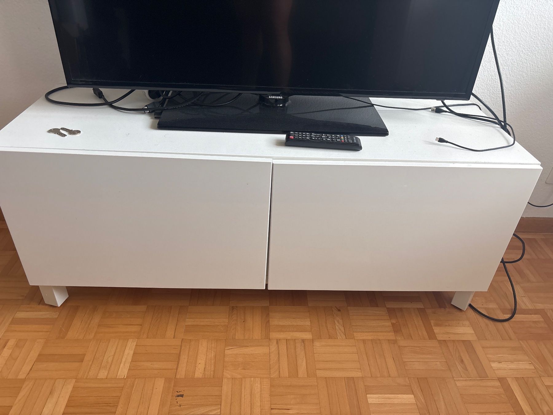 Mobili TV: TV Schrank – Usato da Küsnacht ZH venduto da zuriz