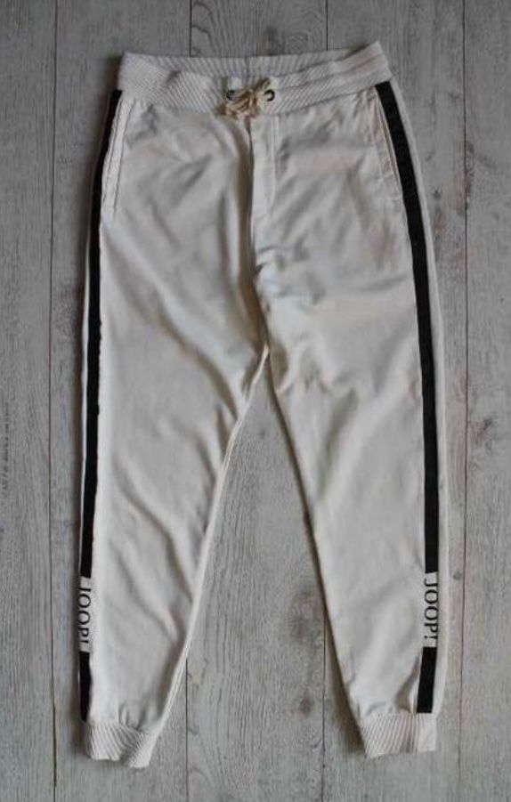 Completi: Joop Hellbeige Tracksuit, gr.M – Usato da Zug venduto da pav_q5f7 6