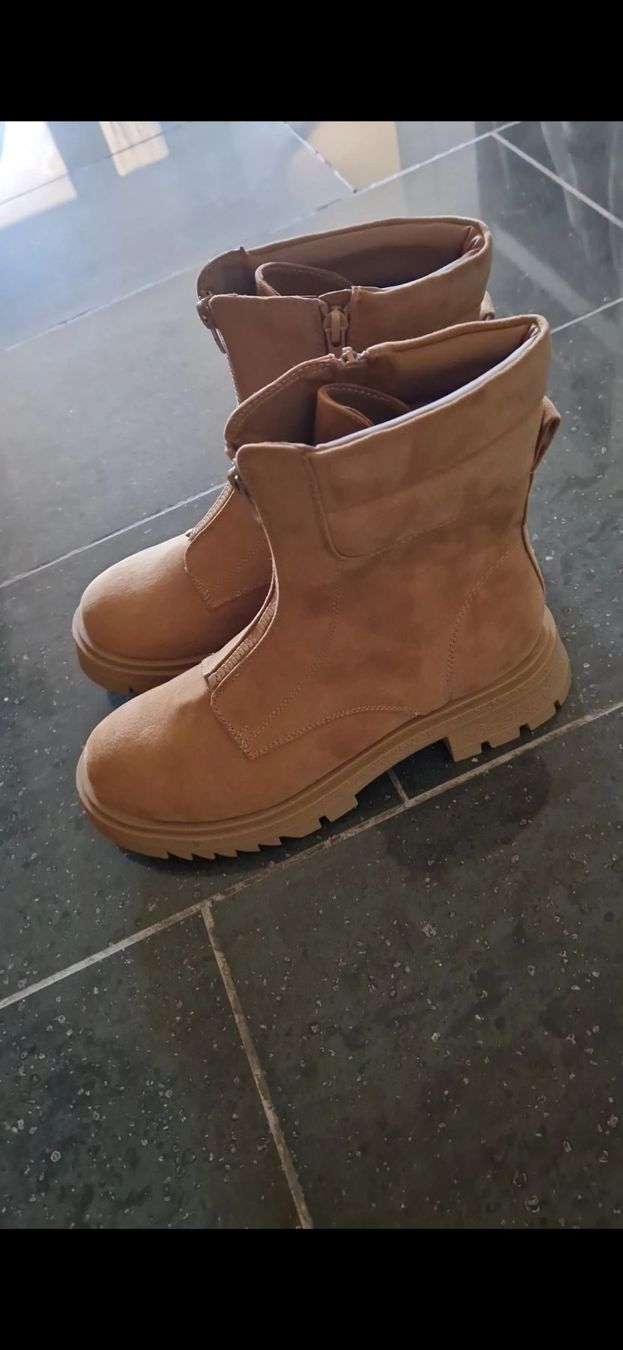 Dosenbach Scarpe da donna: Schöne neue Boots 38 – Nuovo (secondo la descrizione) da Bubendorf venduto da ang_b829 3