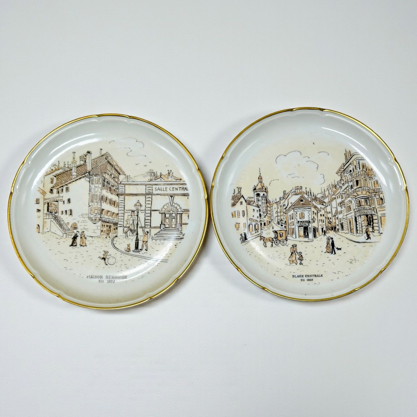 Piatti: Assiettes LANGENTHAL "Maison Bernoise" et "Place Centrale" – Usato da Morges venduto da mod_q7tt