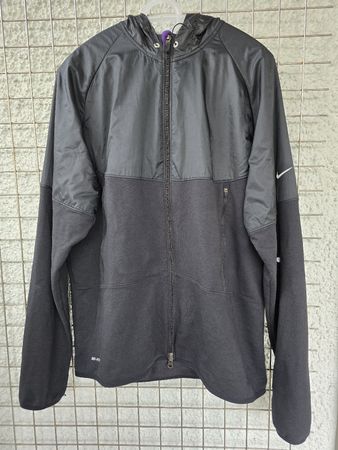 Nike Herrenjacke mit Kapuze, Schwarz, Grösse: M