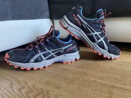 Asics Gel Fuji Attack Grösse 44.5 