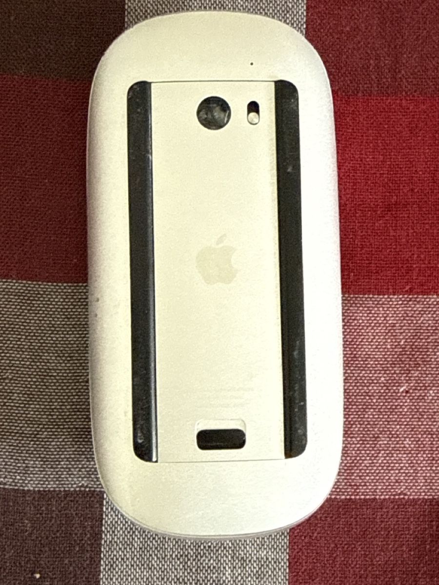 Apple Souris: Apple Magic Mouse A1296 Bluetooth Mouse Used – D'occasion à Zürich par sha_vw65 1