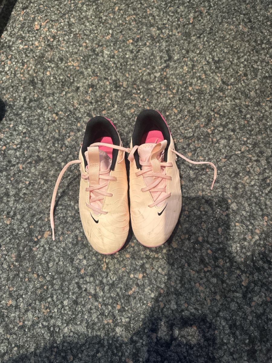 Nike Scarpe da uomo: Kickschue 32 neu – Nuovo (secondo la descrizione) da Frenkendorf venduto da fra_7fqy