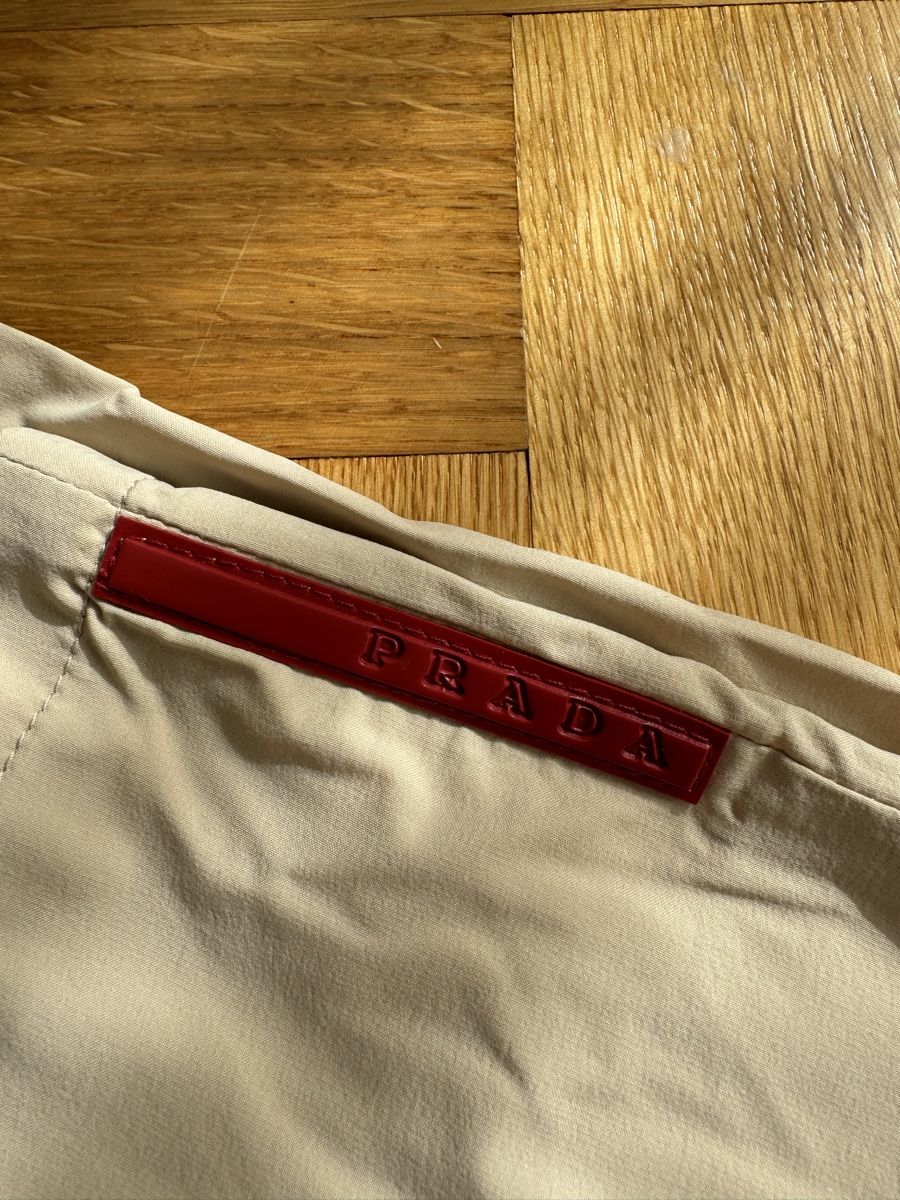 Prada Pantaloni: Pantalon prada vintage beige taille S – Usato da Vevey venduto da dariodantonio 7