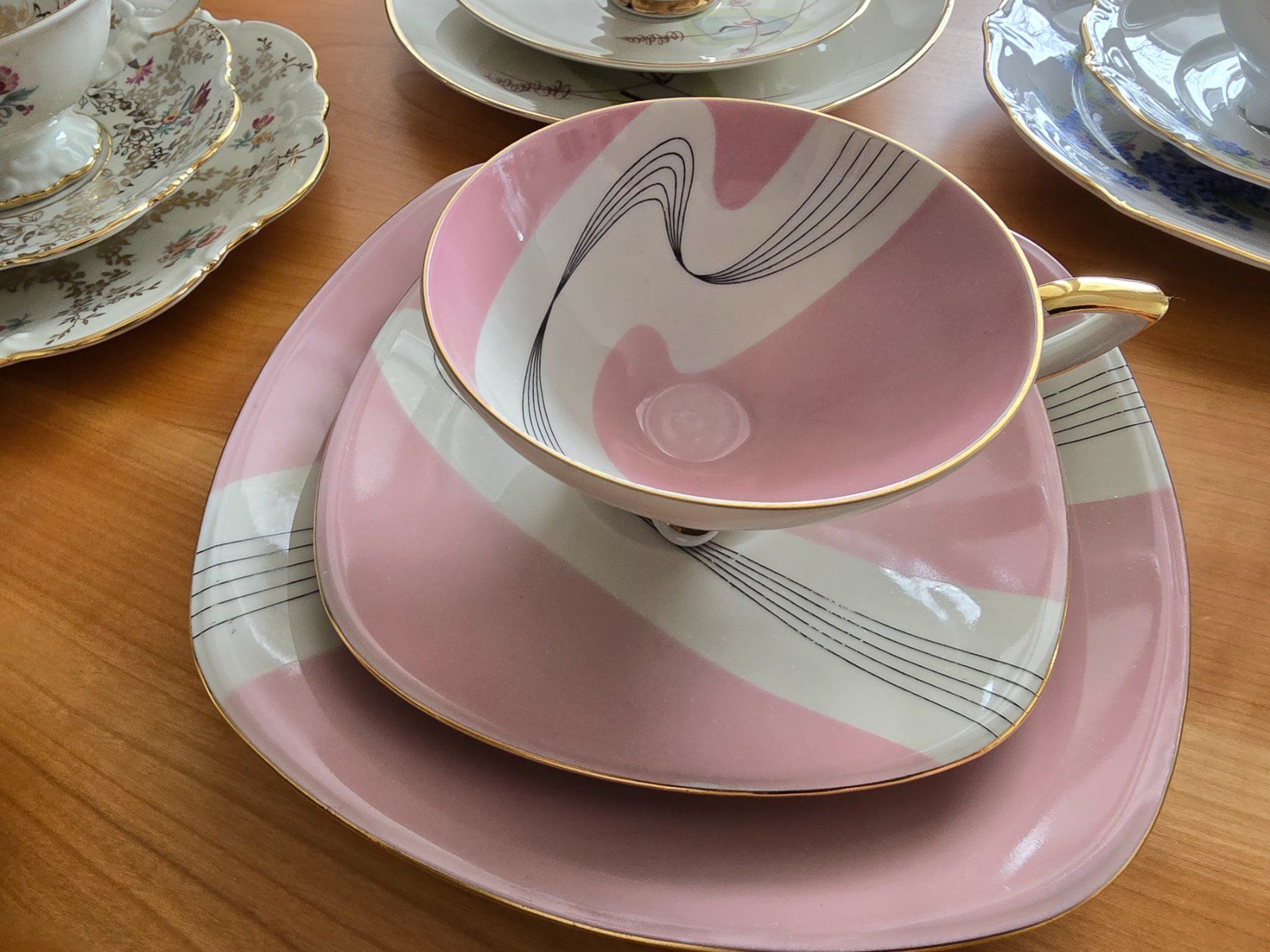 Set di piatti: Geschirrset – Usato da Gossau SG venduto da Novaforte 5