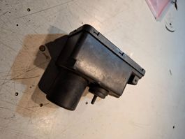 ZV Pumpe VW GOLF II 1983-1986 443862257B