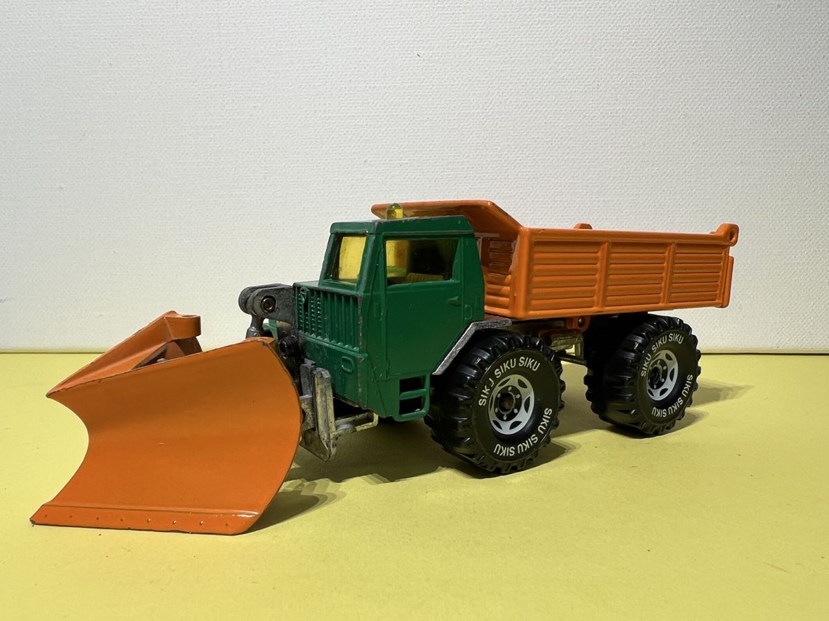 Siku Modellini d'auto: Siku Faun Schneeräumer – Usato da Weinfelden venduto da Kammerflimmern 2