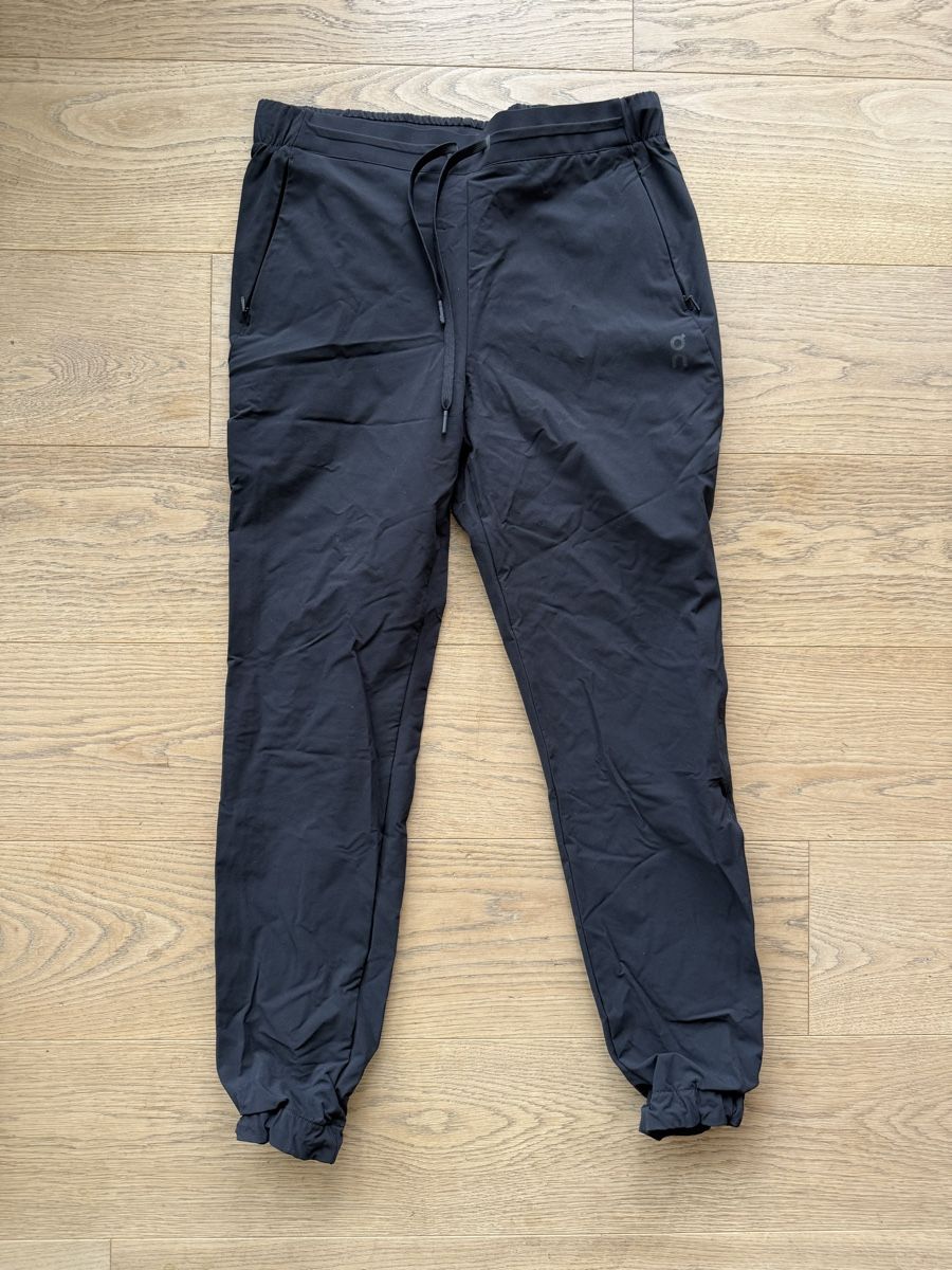 Pantaloni: On Active Pants Damen Grösse M – Nuovo (secondo la descrizione) da Zürich venduto da z00mie 1