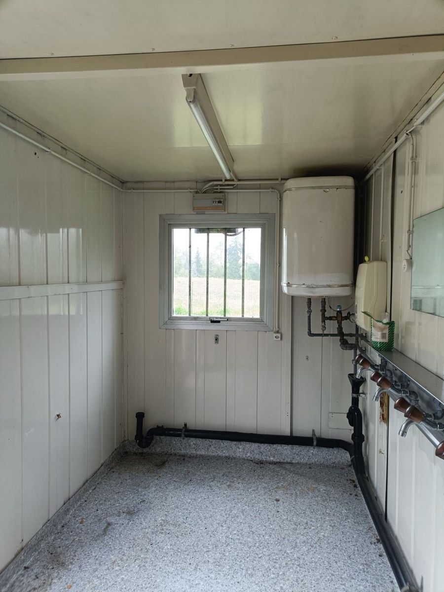 Conteneurs de construction: WC Container  – D'occasion à Adlikon par hug_p6f6 3