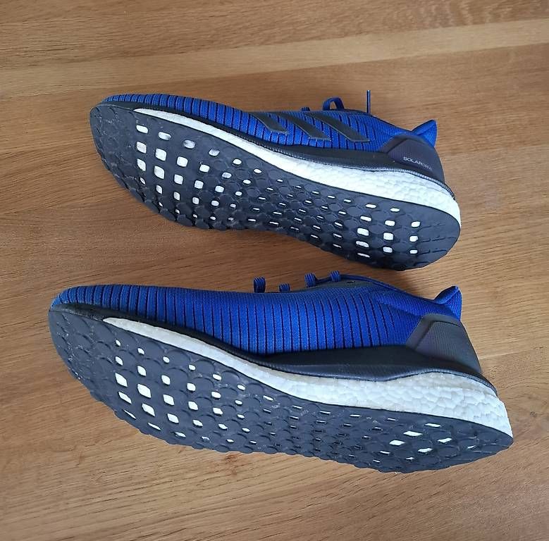 Scarpe da uomo: Chaussures de running Adidas solardrive taille 45.5 – Usato da Vuadens venduto da luc_l7p7 2