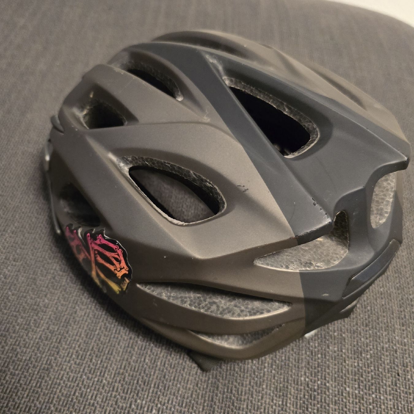 Caschi: Fahrradhelm MTB - Velohelm M/L – Usato da Wangs venduto da Restposten.Garage 2