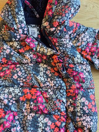 Gap Winterjacke Blumenmuster neuwertig Gr. 86 12-18 Monate 