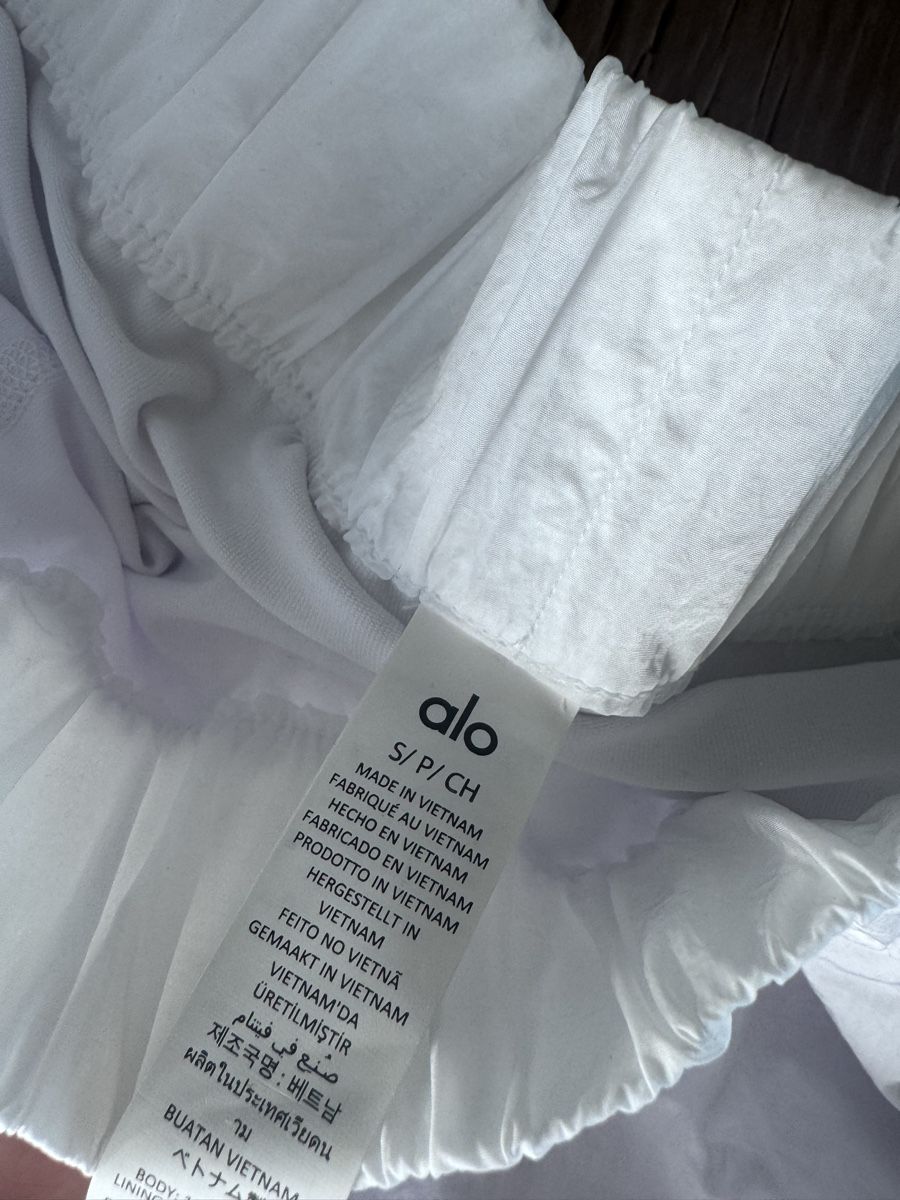 Alo Yoga Lotti di vestiti: alo Shorts – Usato da Altendorf venduto da n.langenbach 2