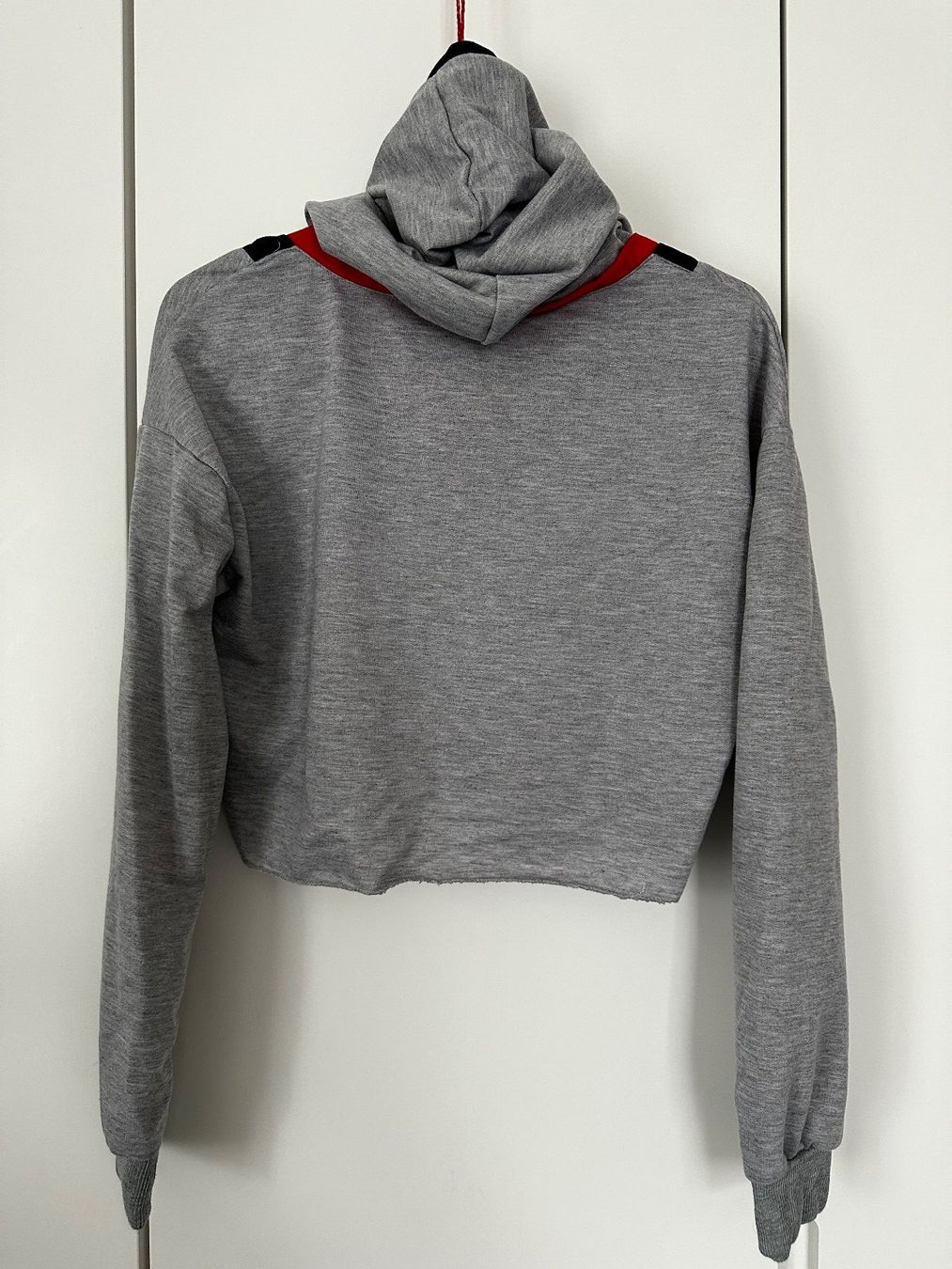 Maglioni & Felpe: Mädchen Kapuzenshirt Grösse S – Usato da Wagenhausen venduto da vintagesecondhand 1