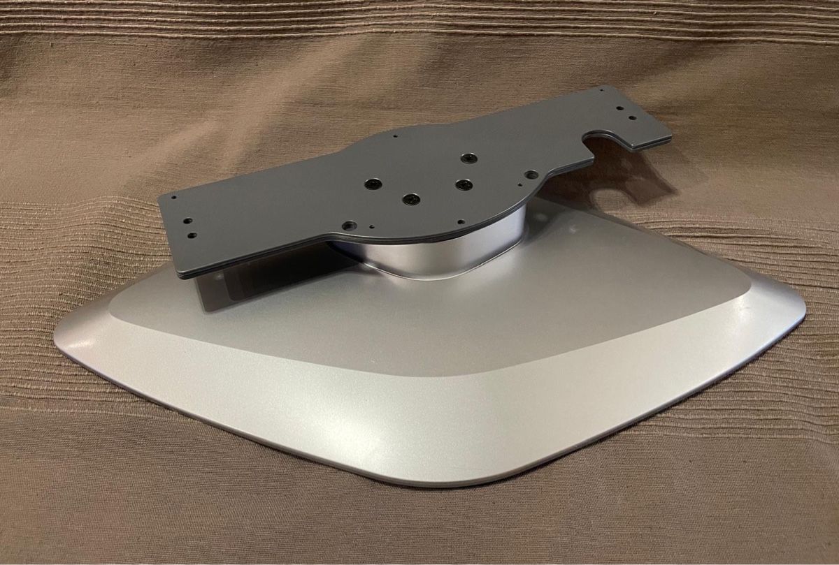 Fixations: TV Standfuss schwenkbar / silber – D'occasion à Bern par Chraebu2 1