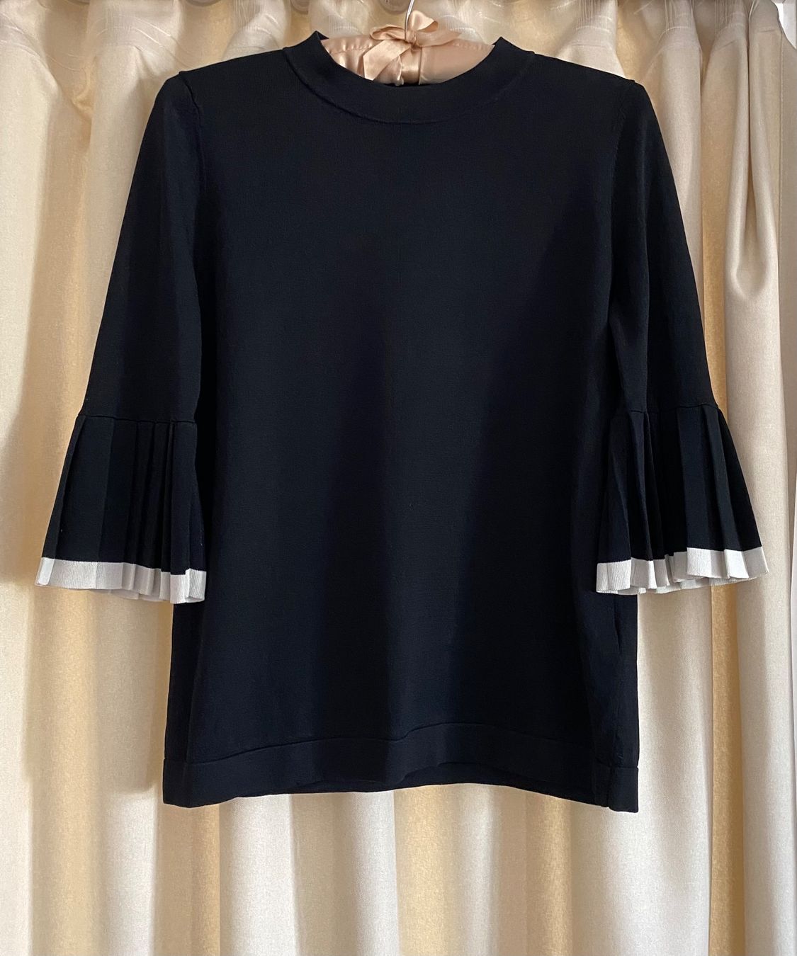 Cos Maglioni & Felpe: COS Pullover mit plissierten Ärmeln, Grösse XS – Usato da Olten venduto da ksenya.s 1