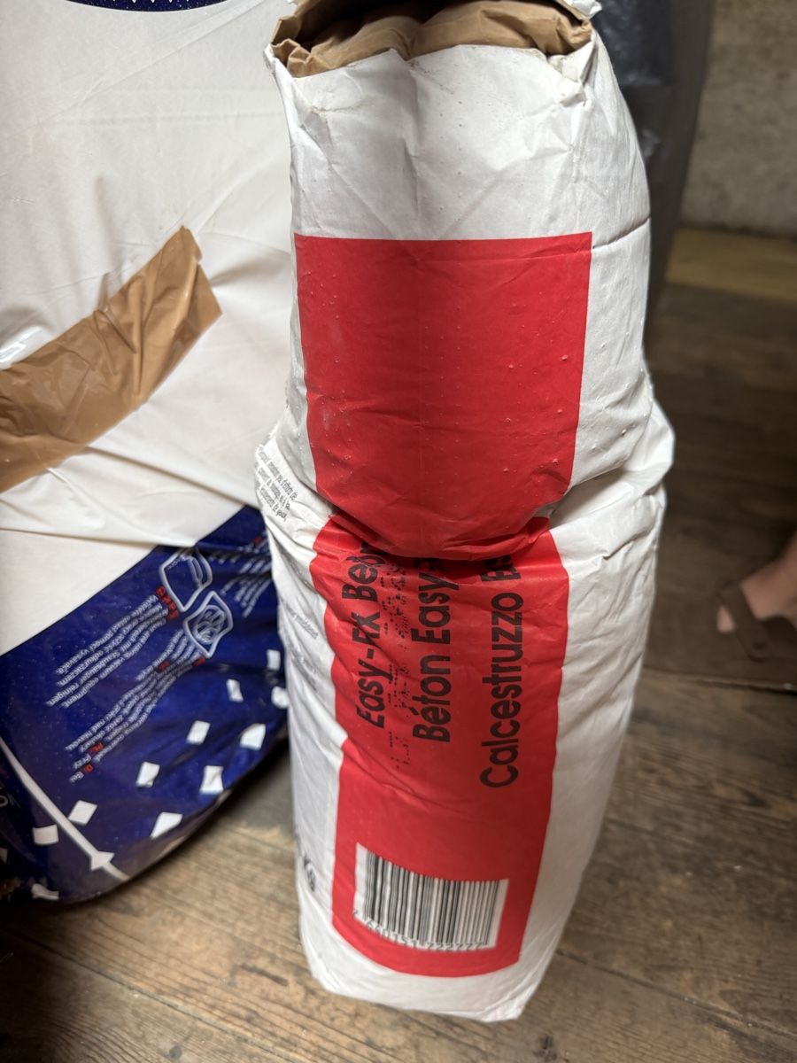 Matériau de remplissage: Beton Fliessestrich | 25kg  – Neuf avec emballage d'origine à Zürich par Nadgb1303 3