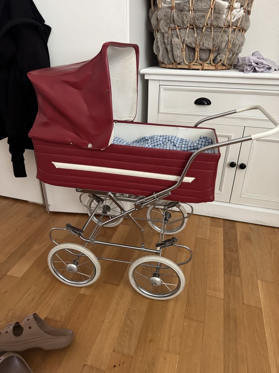 Puppenwagen: Vintage Puppenwagen – Gebraucht aus Galgenen von rpoto 2