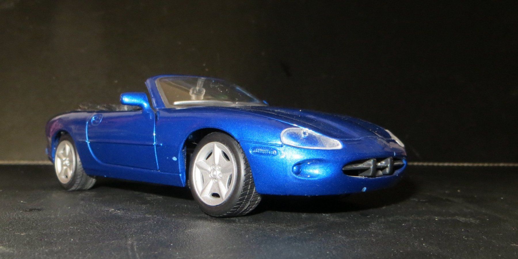 Maisto Voitures modèles: Jaguar XK8 – D'occasion à Herisau par Simonalb 6