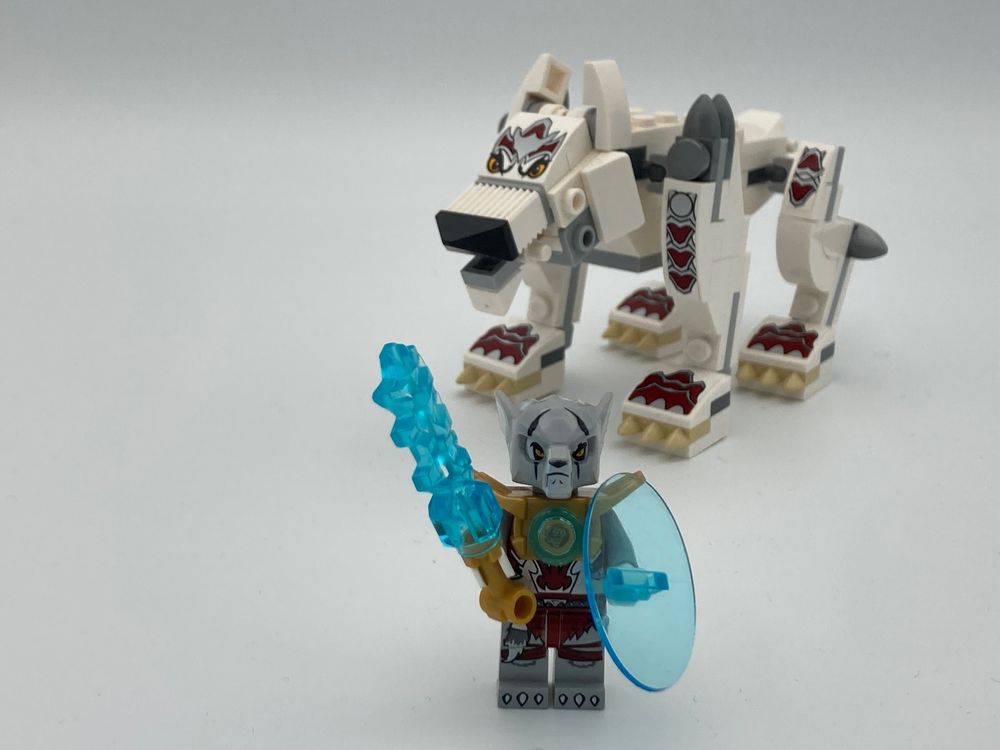 Lego Jouets: Lego Chima 4 berittene Tiere(Wolf, Gorilla, Adler, Krokodil) – D'occasion à Obersteckholz par Uhren_Haendler 2