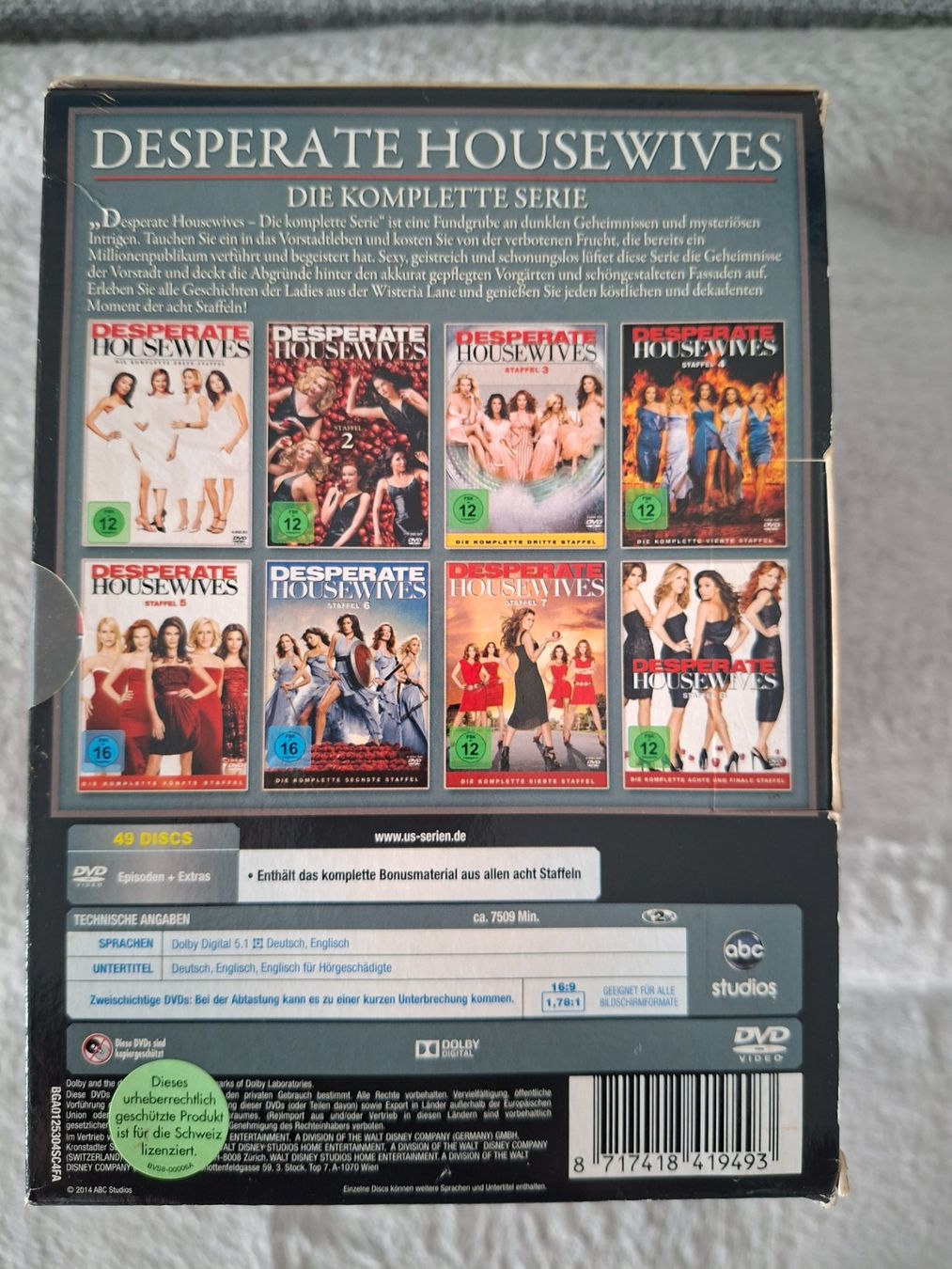 Tutti i DVDs: DESPERATE HOUSEWIVES STAFFEL 1 - 8  BOX – Usato da Aesch BL venduto da Burschi59 3