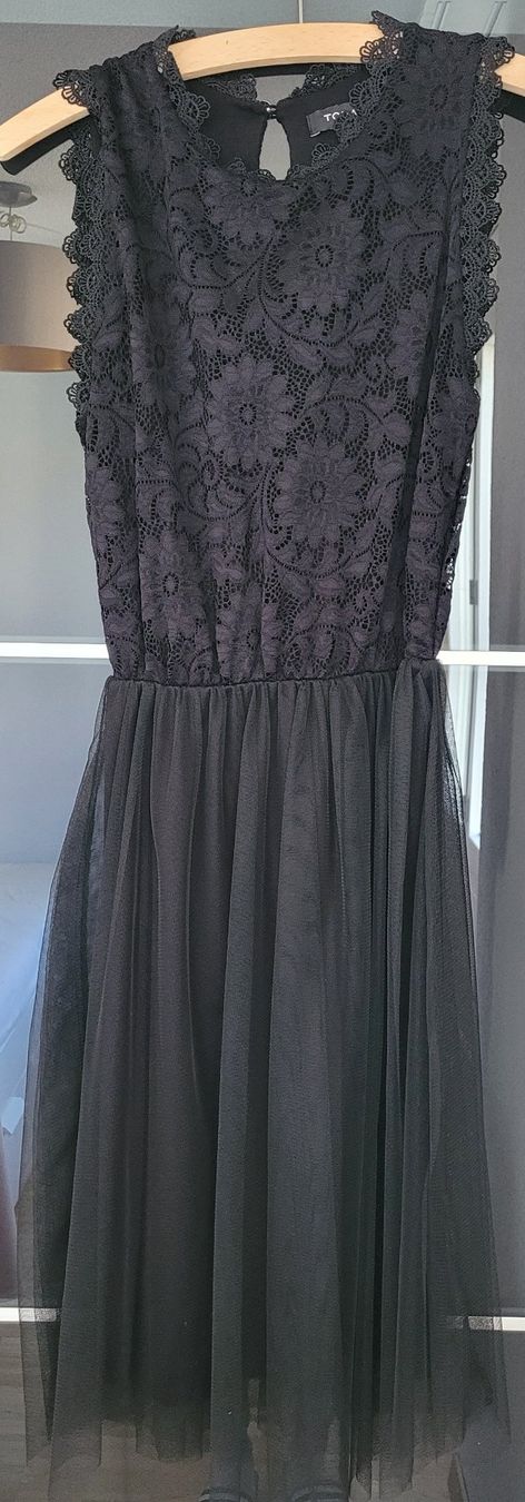 Vestiti: Kleid – Nuovo (secondo la descrizione) da Bern venduto da tam_2rww