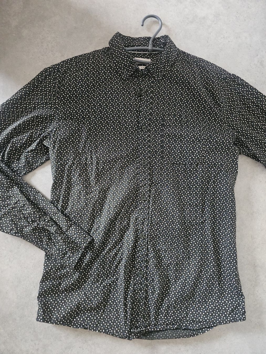 Esprit Hemden: Chemise Esprit, slim, comme neuve! – Neu (gemäss Beschreibung) aus Sornetan von T.a333