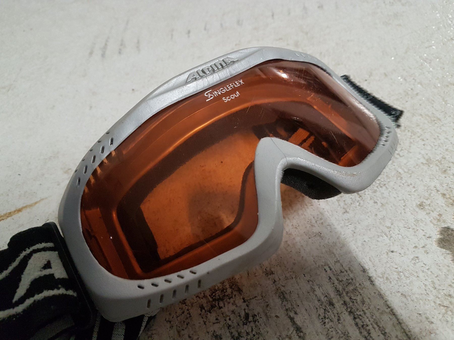 Caschi: Skihelm Gr. 56 inkl. Skibrille – Usato da Dietschwil venduto da FIZENATOR 4