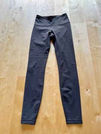 Lululemon Wunder Train Leggings Ribbed, Gr. 4 - TOP!