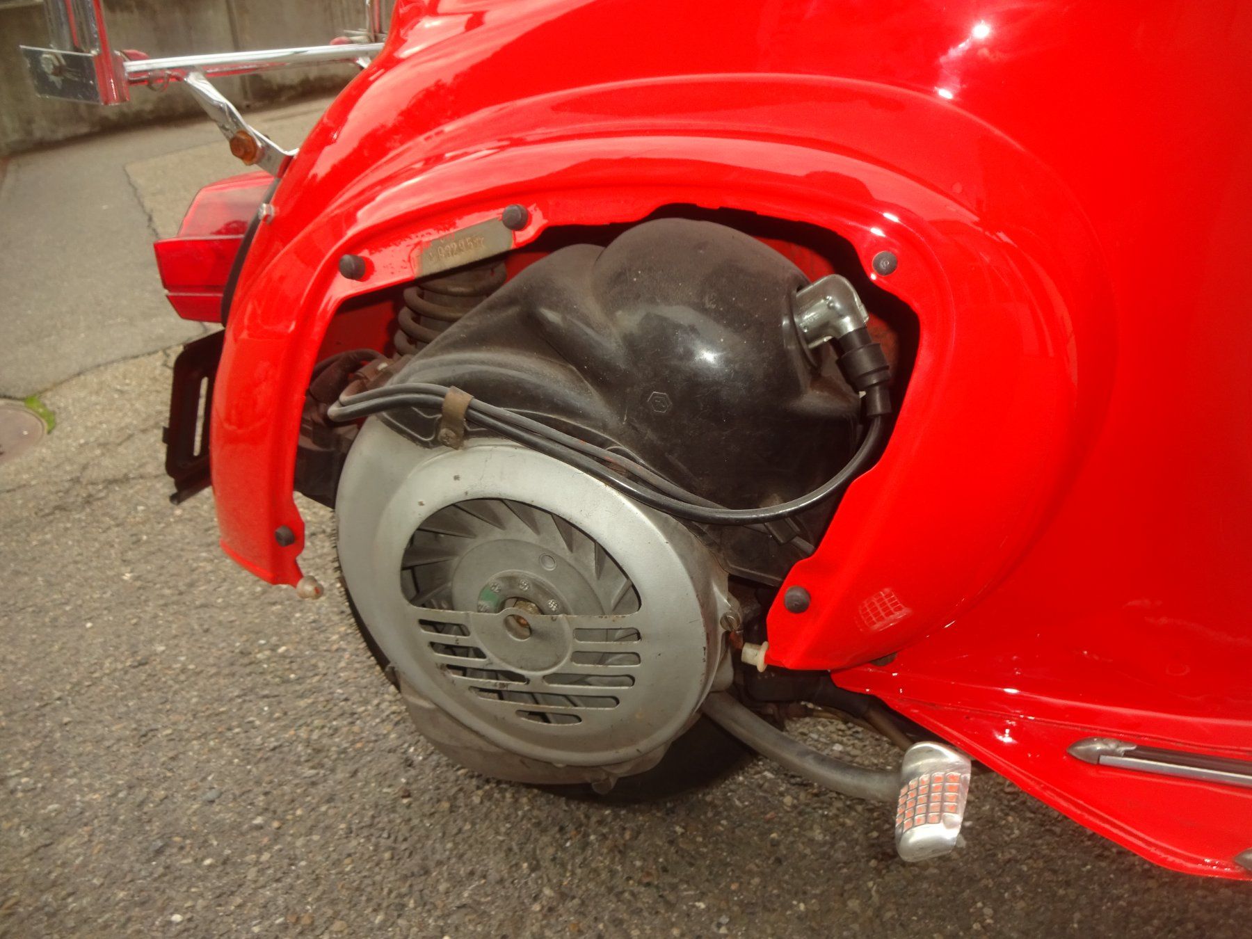 Piaggio Scooter: Piaggio Vespa 50 special Handgeschaltet – Usato da Schlieren venduto da Ikiyzimi 5