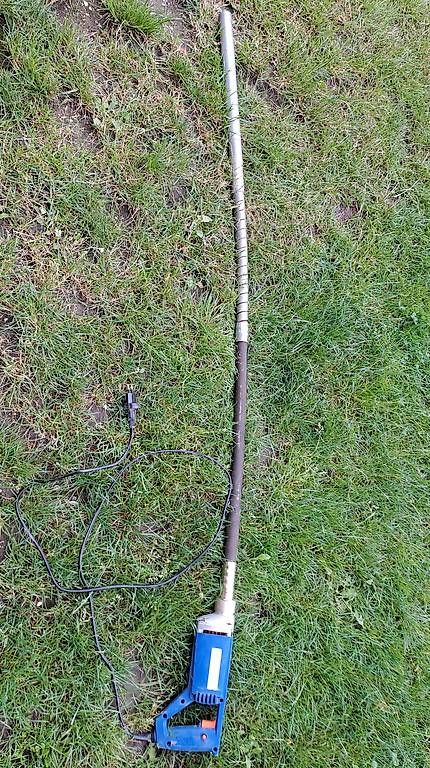 Tutte le macchine: Petit vibreur à béton à louer  – Usato da Rances venduto da luc_ht2w