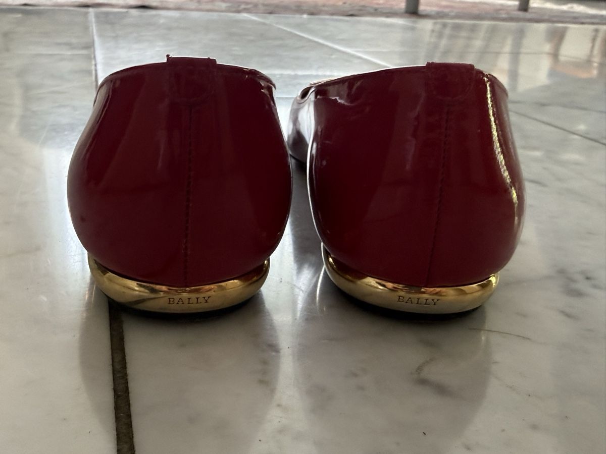 Bally Scarpe da donna: Edle BALLY Lackleder Ballerinas Gr. 36.5 – Usato da Unterägeri venduto da Goldigirls 1