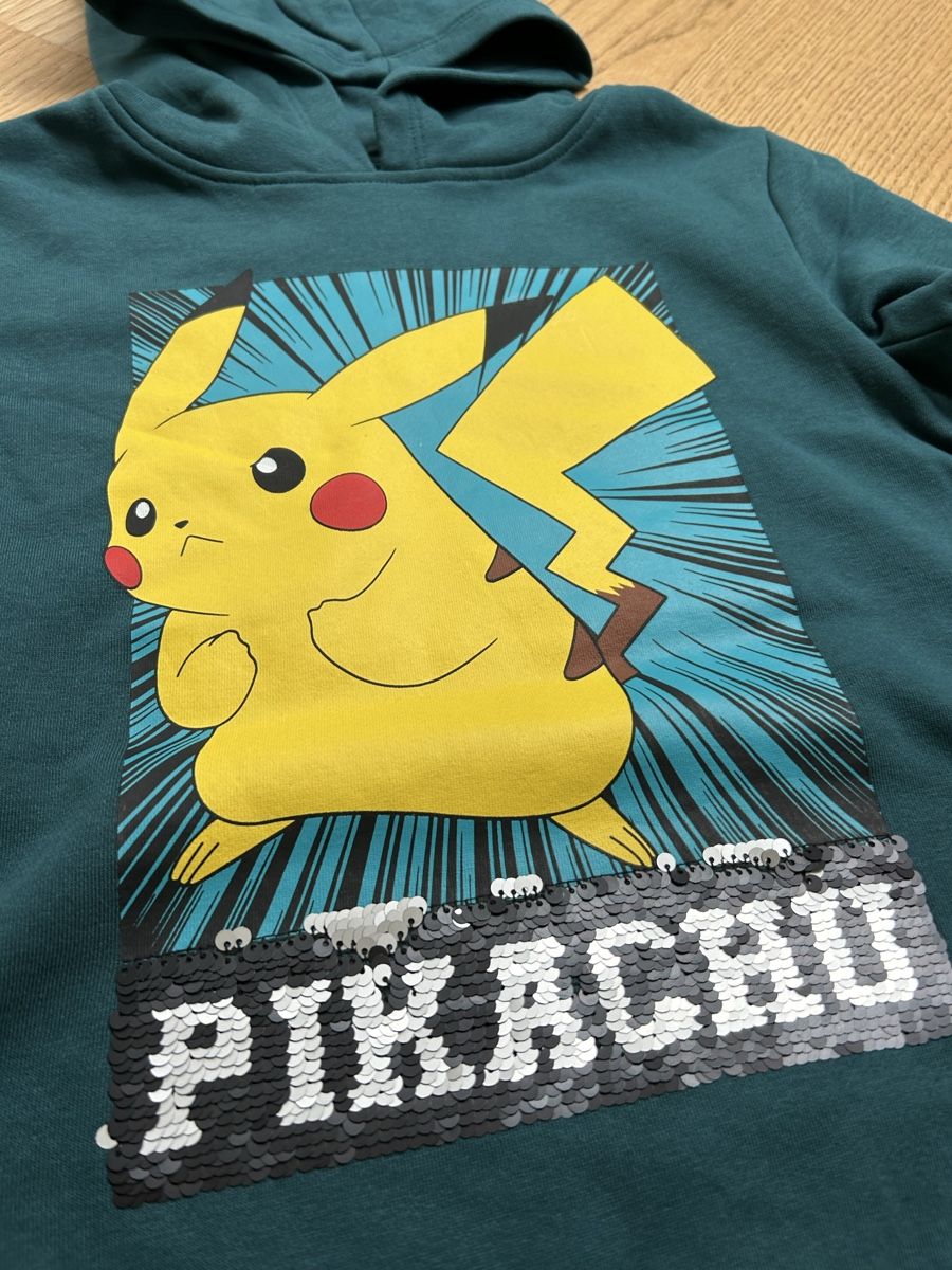 Next Maglioni & Felpe: Pullover Pokemnon Gr. 128 – Nuovo (secondo la descrizione) da Rothrist venduto da szc_9dg5