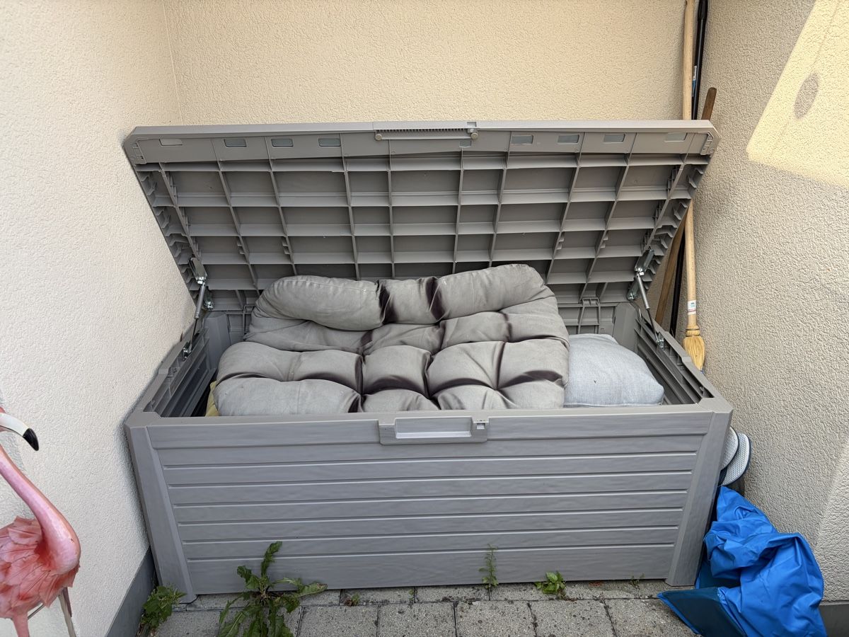 Coffres de rangement: Gartenbox Aufbewahrungsbox Kunststoff – D'occasion à Horw par MumfMufMuffin 1
