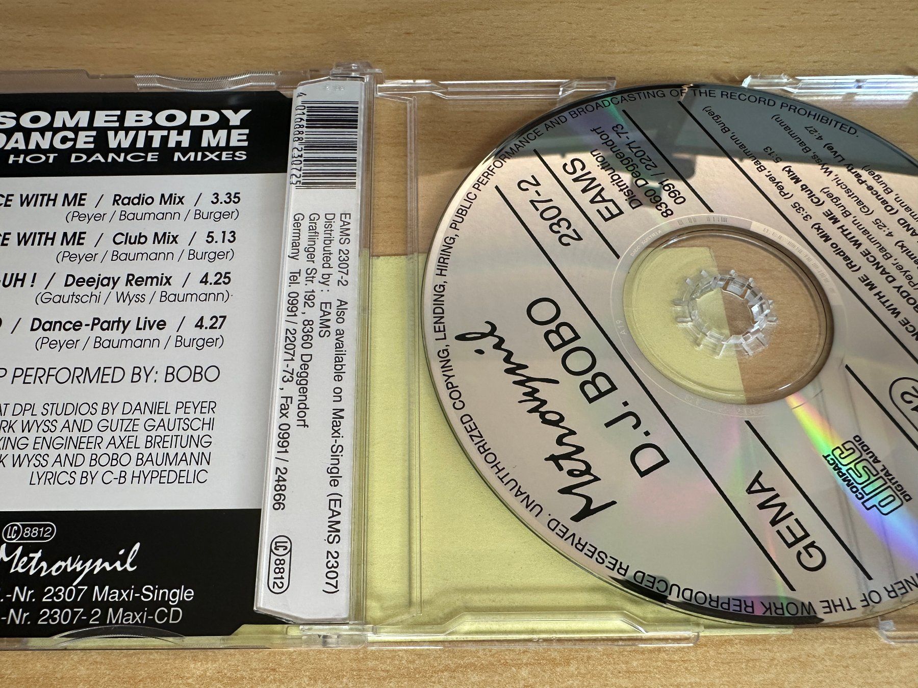 CDs: D.J. BoBo – Somebody Dance With Me - Single CD – Gebraucht aus Rikon im Tösstal von Alpenmutz 1