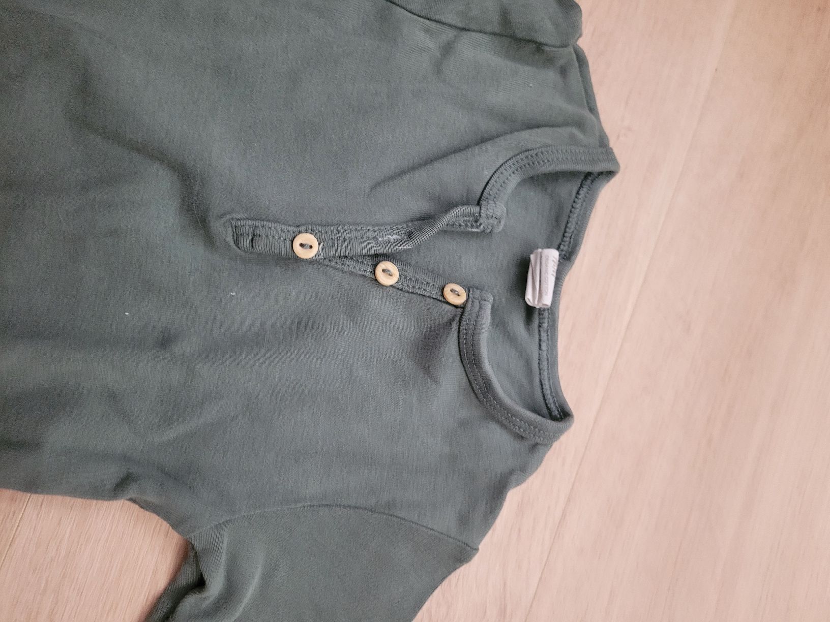Chemises, T-shirts & Polos: t-shirt Gr. 104 – D'occasion à Lupsingen par sta_wgg5 2