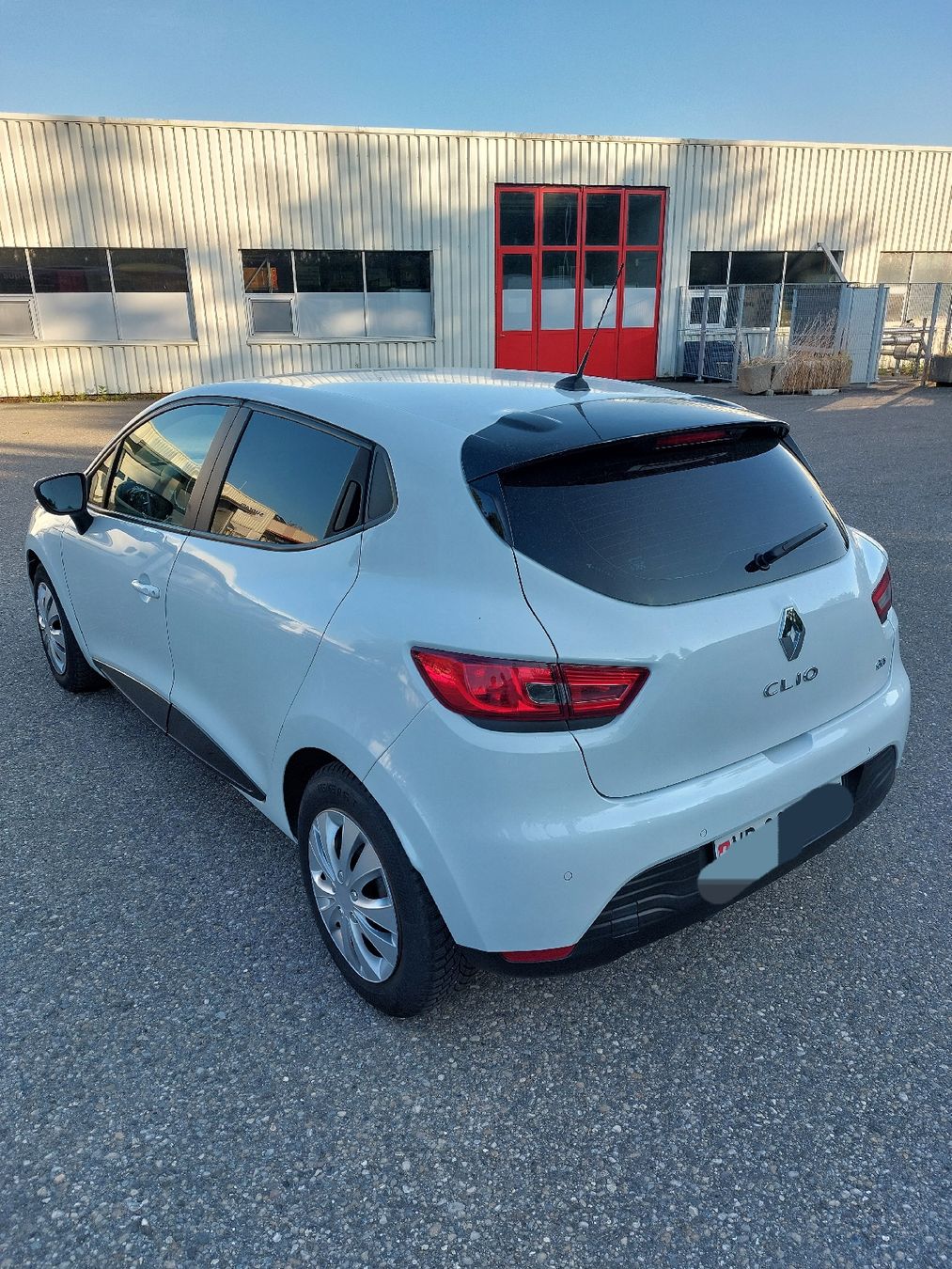 Renault Automobili: clio 4 1.5 dci – Usato da Yverdon-les-Bains venduto da Nonocrossbitume 1
