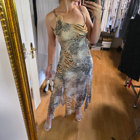 Sommerliches Kleid mit Tiermuster, Größe 38