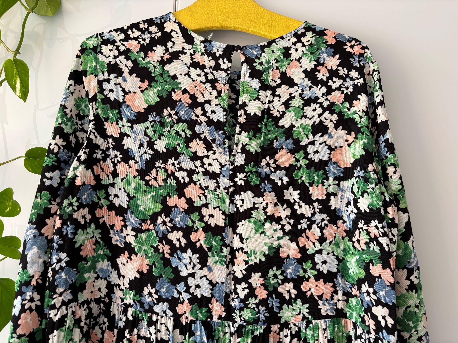 Robes: Maxidress mit Blumenprint – D'occasion à Zürich par missmodernage 7