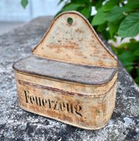 antik Wand-Streichholzhalter " FEUERZEUG "Blech 14x6.3 x14cm