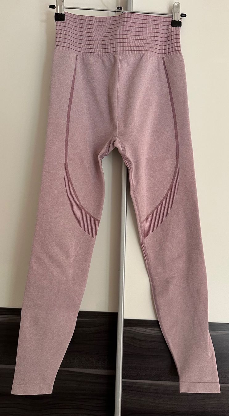H&M Lotti di vestiti: Sport Leggins – Nuovo (secondo la descrizione) da Niederbuchsiten venduto da CsBertha 2