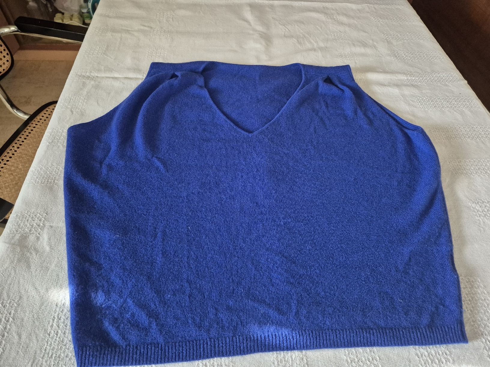 Gilet & Giacche senza maniche: Blauer Kaschmir Pullunder, Grösse M/L, Top Zustand! – Nuovo (secondo la descrizione) da Herrliberg venduto da SELENONAUTKA