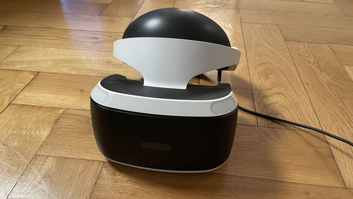 Sony Console: PlayStation VR Headset + PS4 Pro Console + Games Bundle – Usato da Zürich venduto da jko_t6cx 2