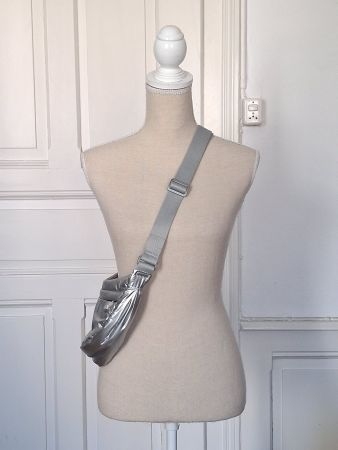 Umhängetasche silber metallic Shiny Bag neuwertig