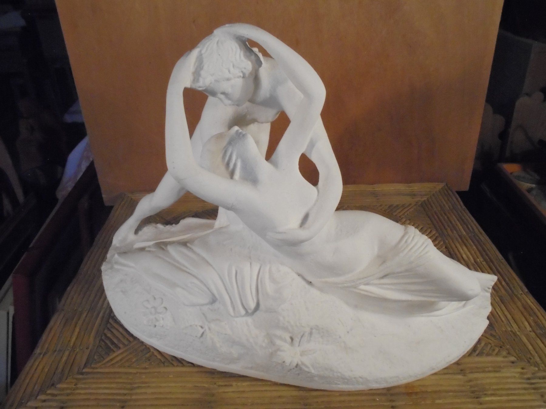 Skulpturen & Statuen: Amor und Psyche - Gruppe 100 jährig – Gebraucht aus Altstätten von antikundart