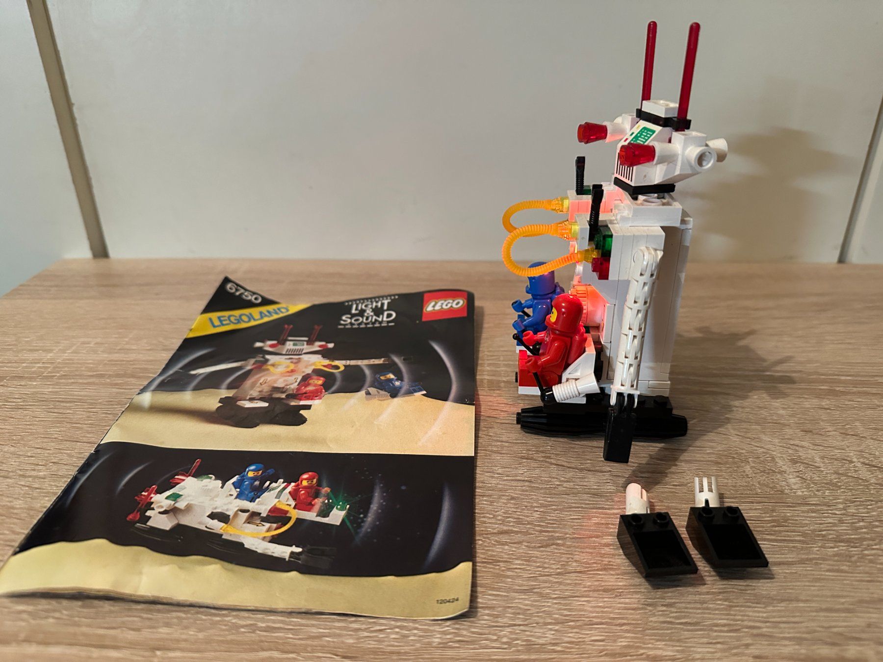 Legoland Kit di costruzioni: LEGO Space 6750 Sonic Robot – Usato da Basel venduto da Don-Angel 1