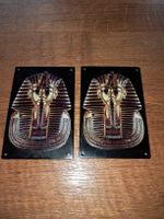 2 petites plaques toutankhamon en metal